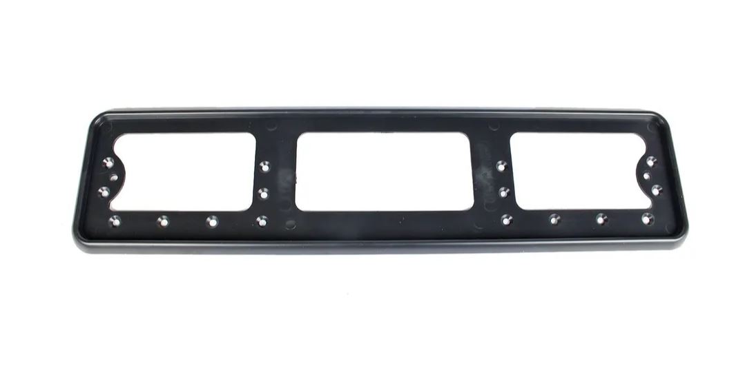 Рамка для номера пластм под болт черная без надписи 1шт