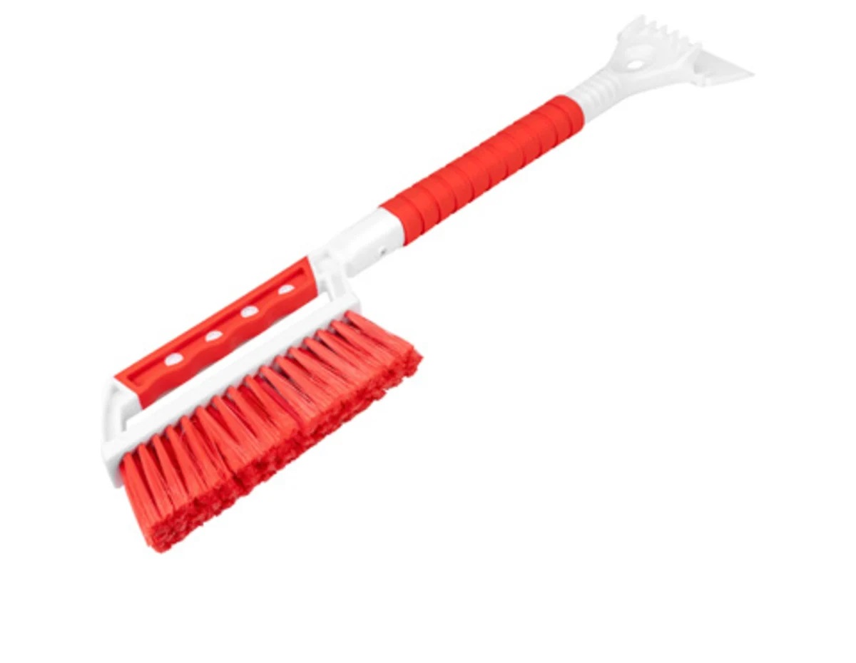 Щетка от снега SKYWAY 62.5см скребок силиконовый, мягкая щетина S07801032